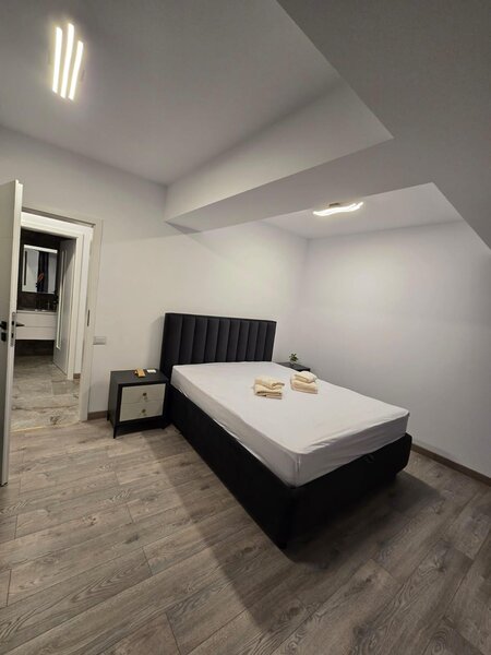 2020 Floreasca, Prima Inchiriere 2 camere Centrala, AC