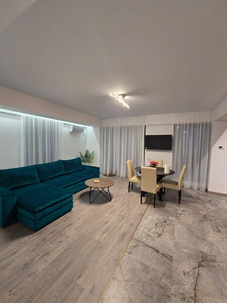 2020 Floreasca, Prima Inchiriere 2 camere Centrala, AC